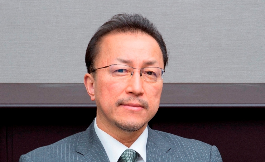 学校長 浅井